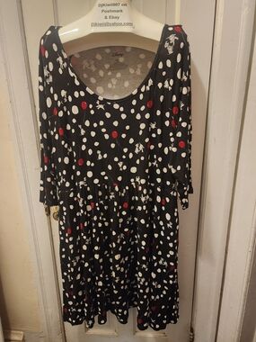 4x [Torrid x Disney] 101 Dalmations Polka Dot Dress